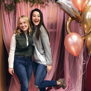 Meet your Posher, Camille